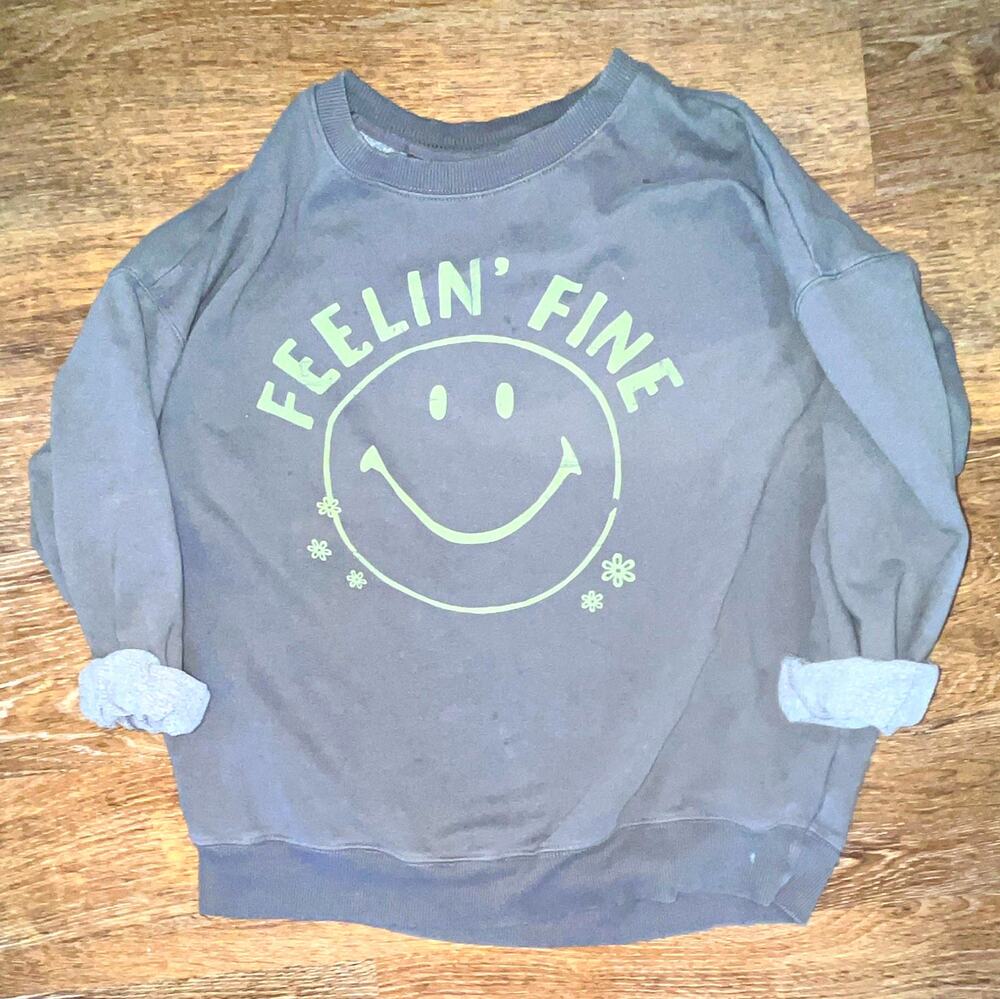 American Eagle Women’s Gray Crewneck Fleece Pullover Smiley Graphic Sweatshirt M
